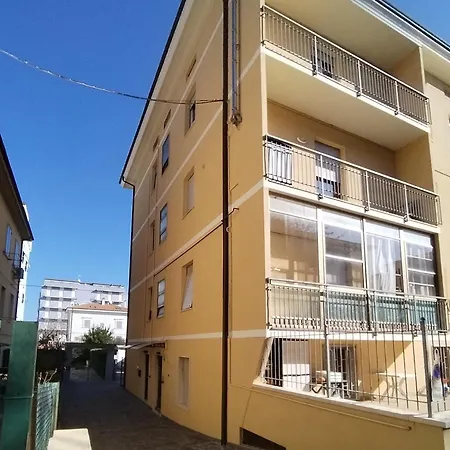 Stella Di Mare Apartment